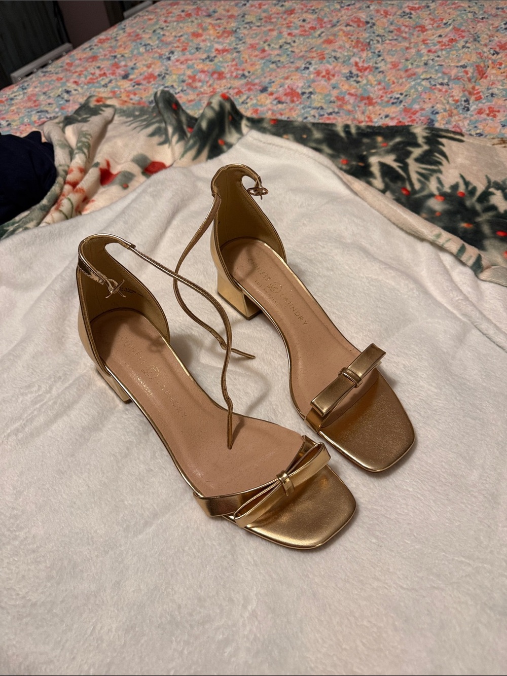 Women’s Metallic Gold Ankle-Tie Block Heel Sandals - Brand